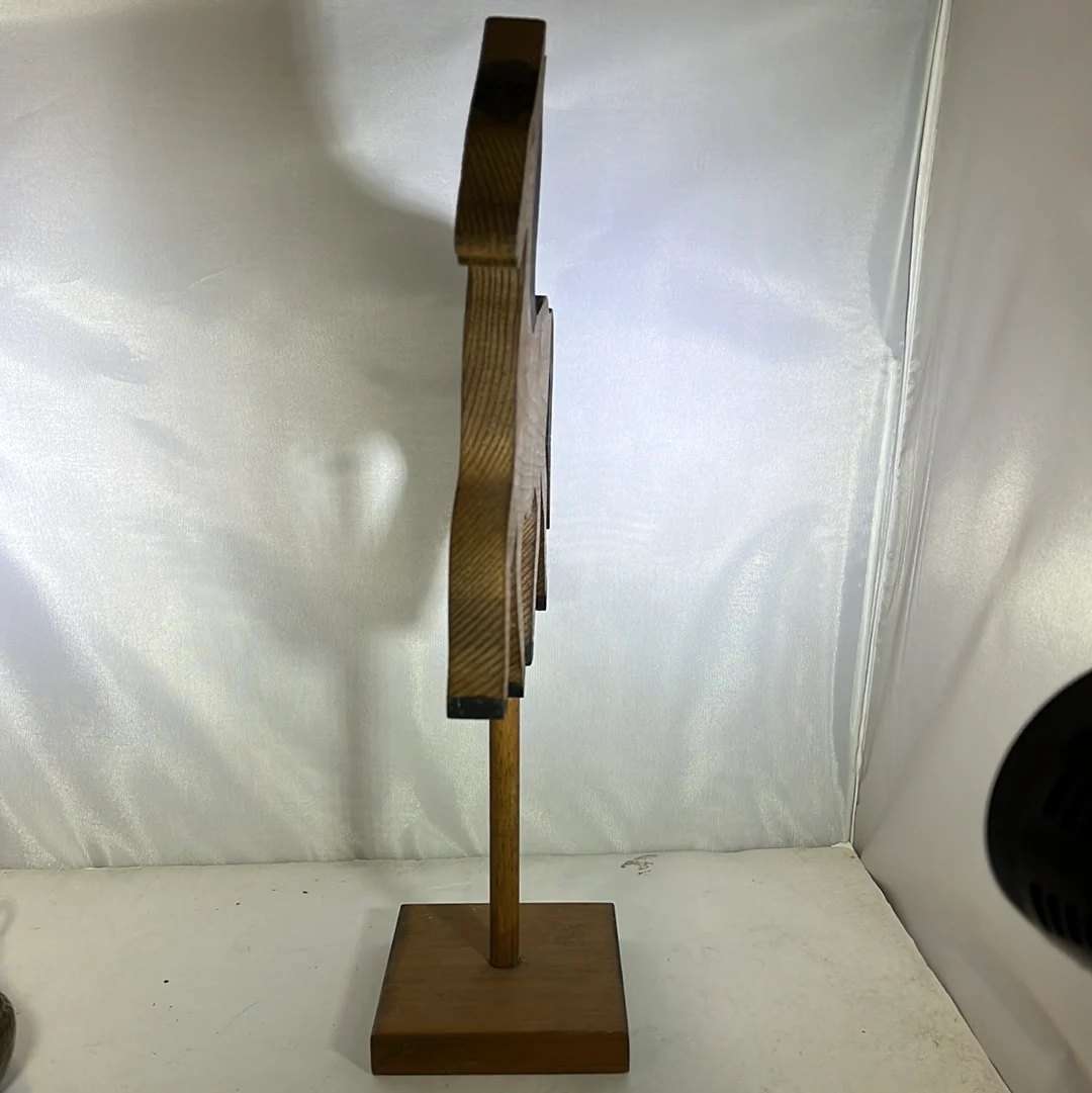 Carved folk art horse on stand - Image 3