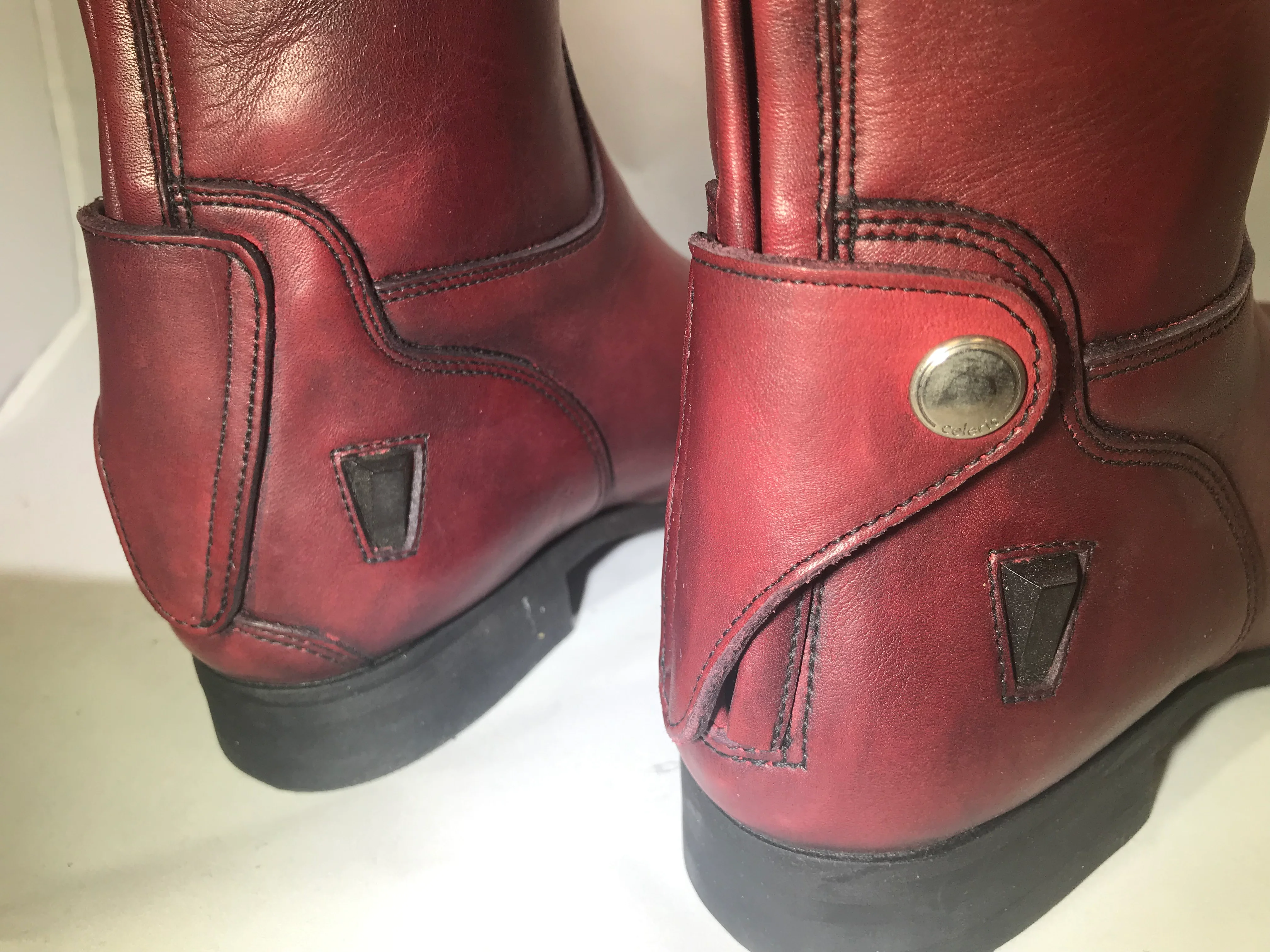 Celeris Diogo - Burgundy - Exquisite - ONE PAIR ONLY