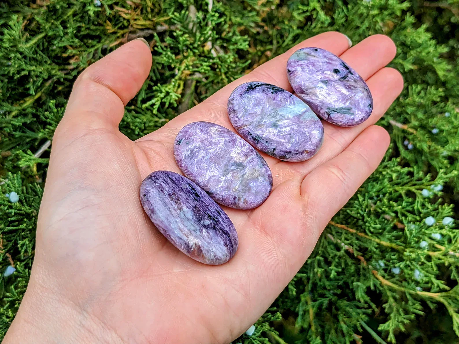 Charoite Palm Stones - Image 2