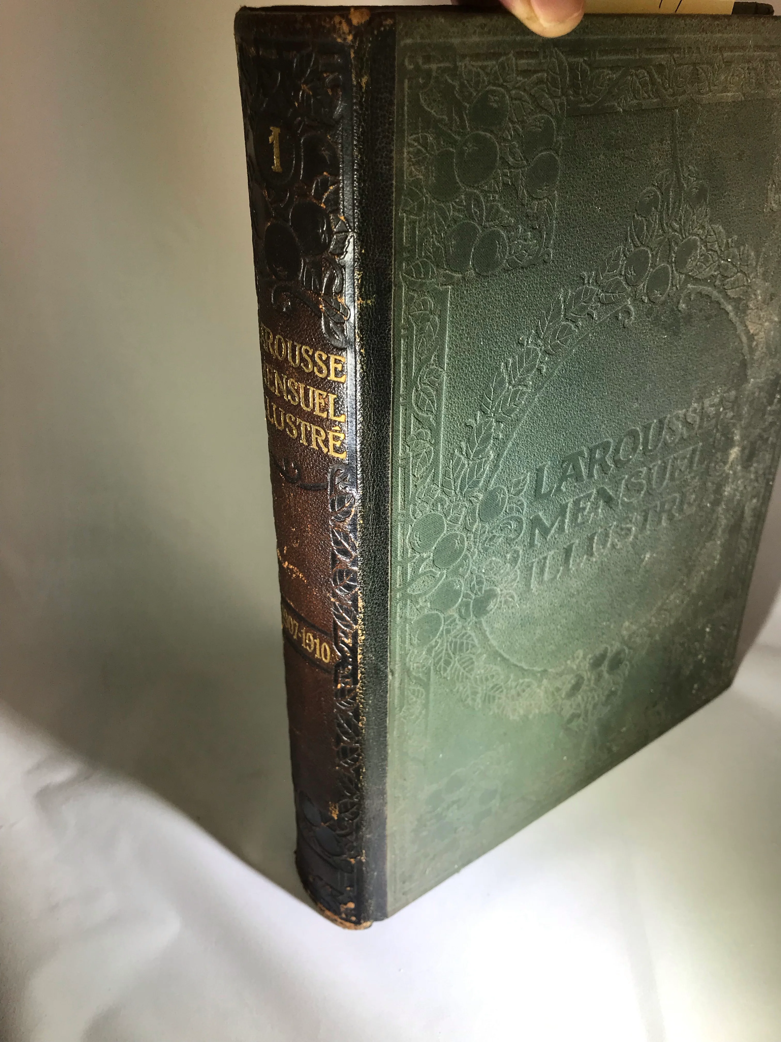 Larousse mensuel illustré. Revue encyclopédique universelle. 1907 à 1910