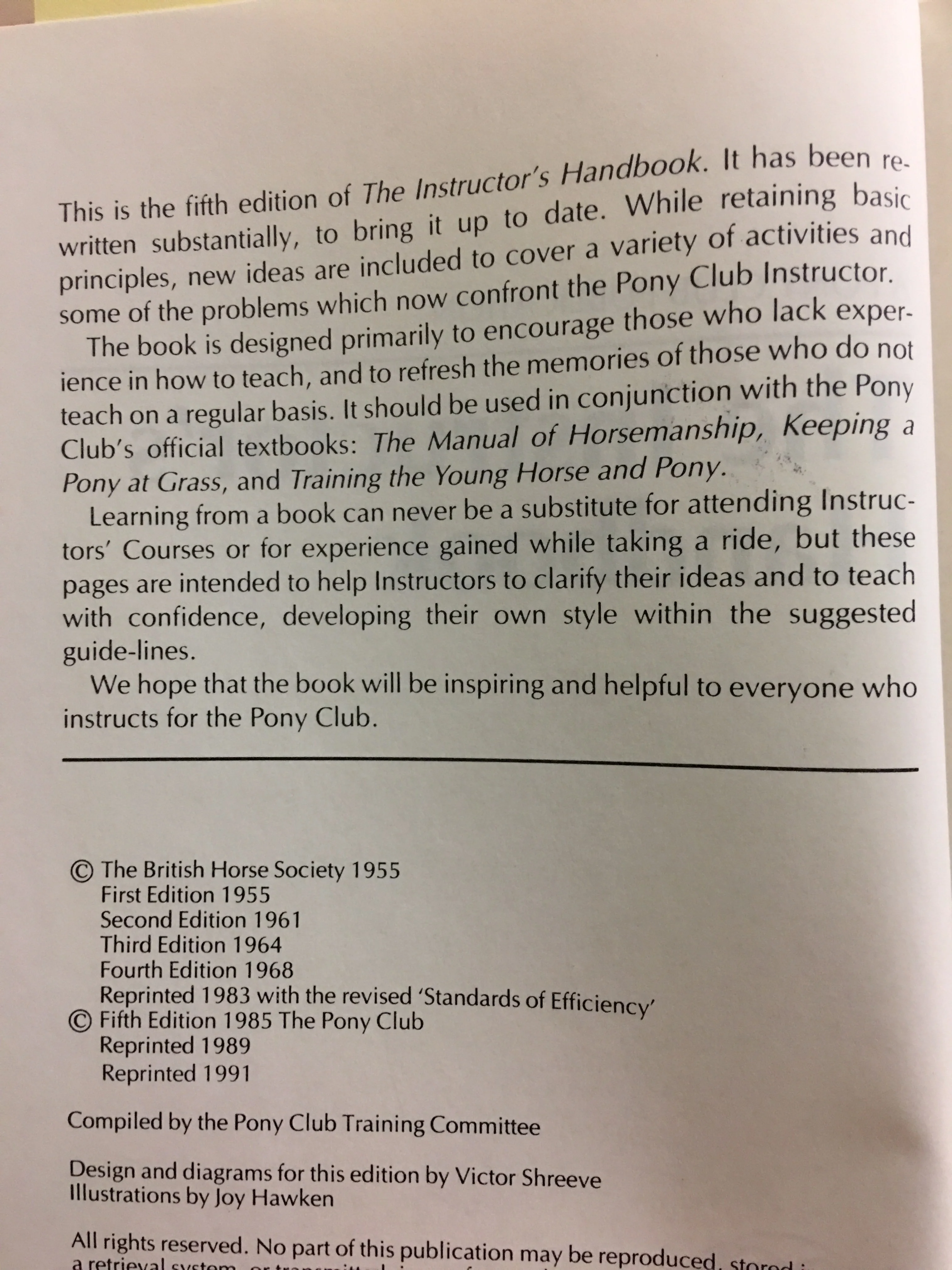 The Instructor's Handbook of the British Horse Society and the Pony Club Hardcover –  gently used - Image 2